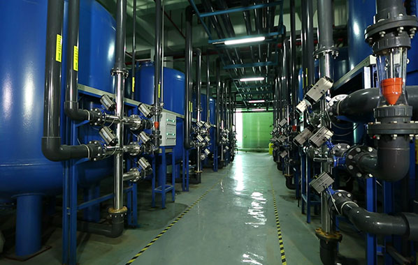 超純水設(shè)備活性炭過(guò)濾器